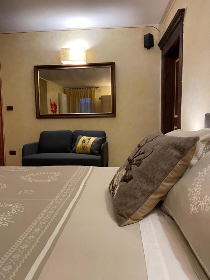 Ferienwohnung Nel Vecchio Borgo Verrès Exterior foto